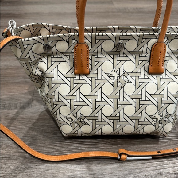 Tory Burch Canvas Basketweave New Ivory Basketweave Tote Crossbody Bag - Picture 6 of 8